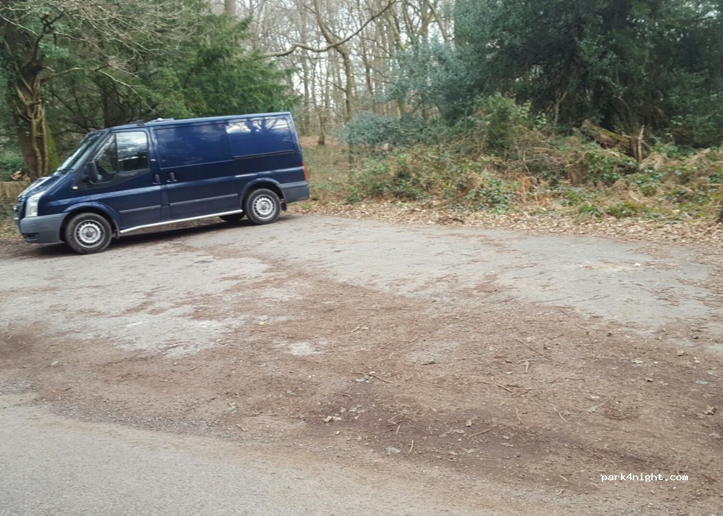 (GU27 3BS) Haslemere - Fernden Lane — foto