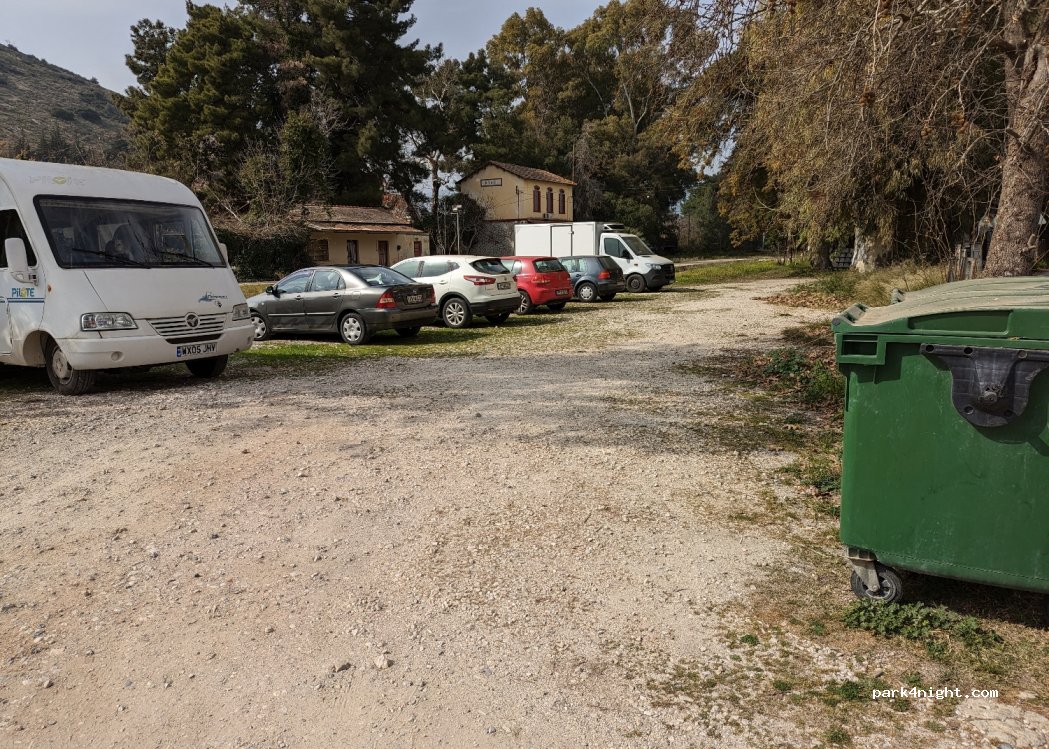 (212 00) Mili - Epar.Od. Nafpliou - Milon — foto