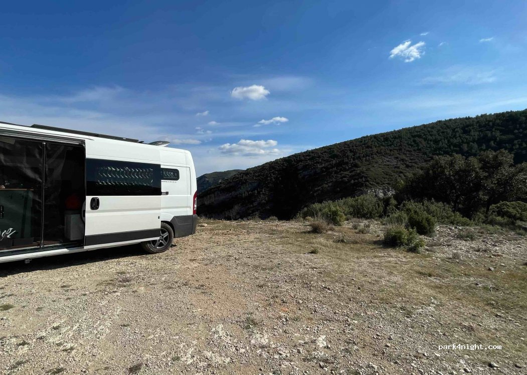 (46350) Chera - 173 Plaça Poligono 4-R.S — foto