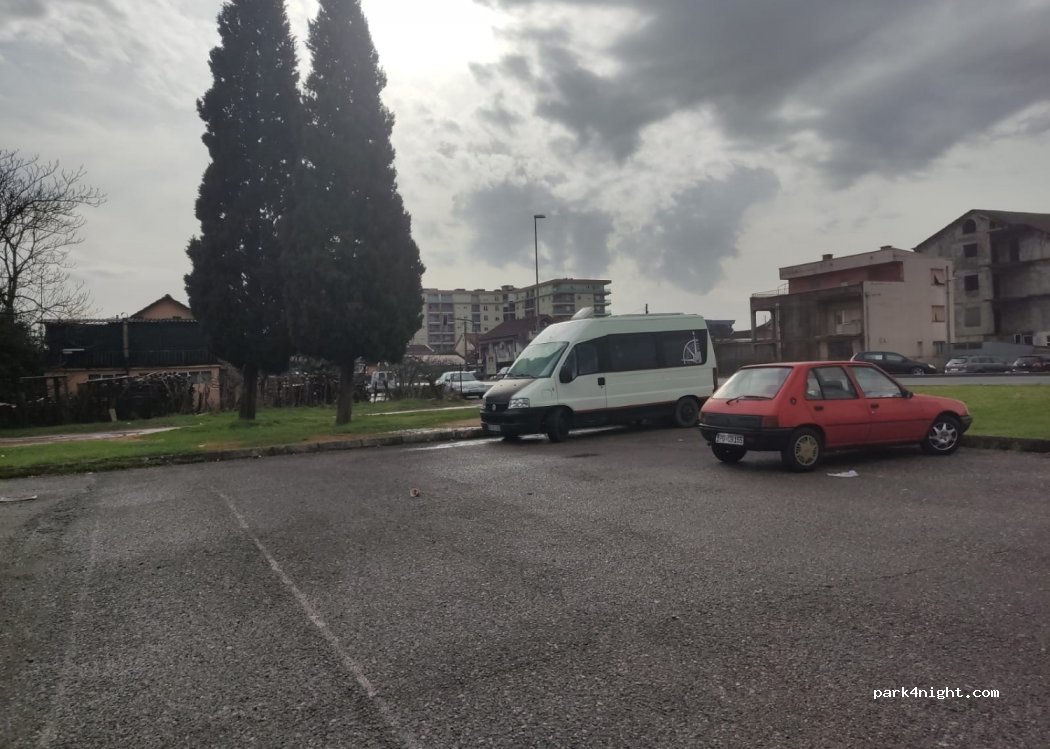 (81000) Podgorica - 8 Jerevanska — foto