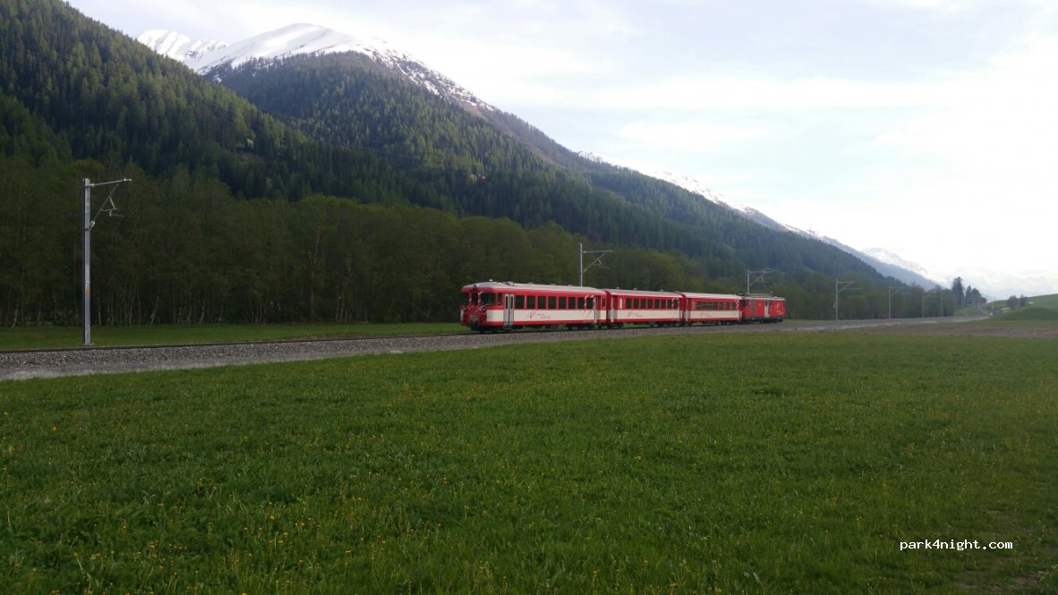 (3985) Geschinen - 3 Bahnhofstrasse — foto 2