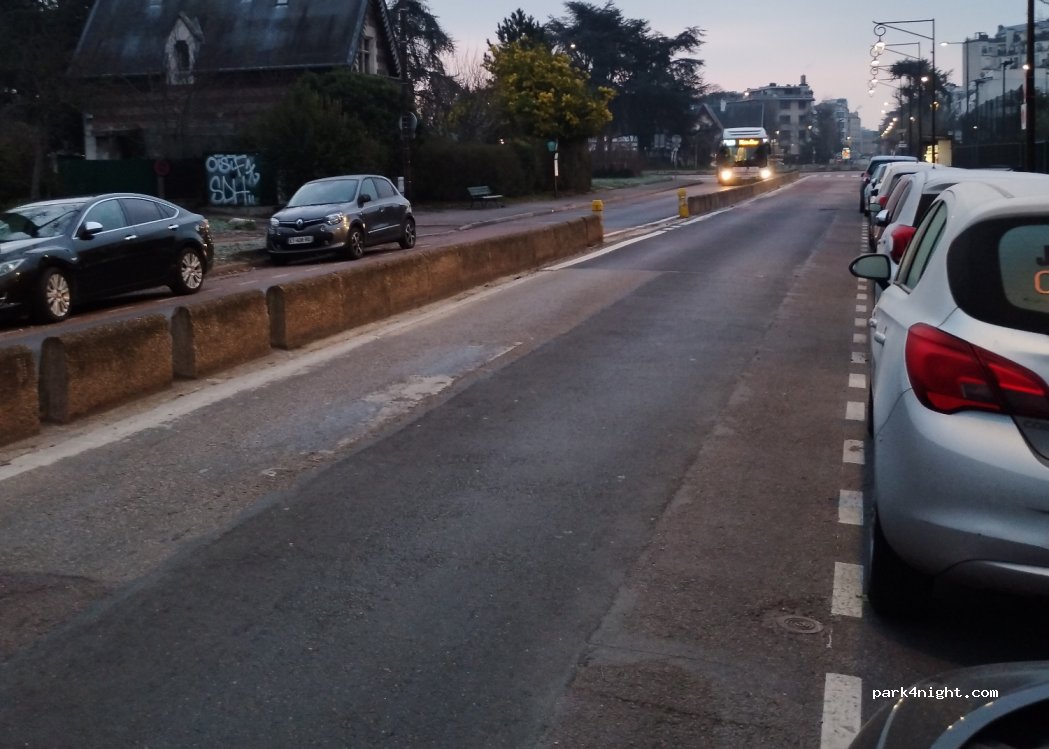 (92100) Boulogne-Billancourt - 17 Boulevard Anatole-France — foto