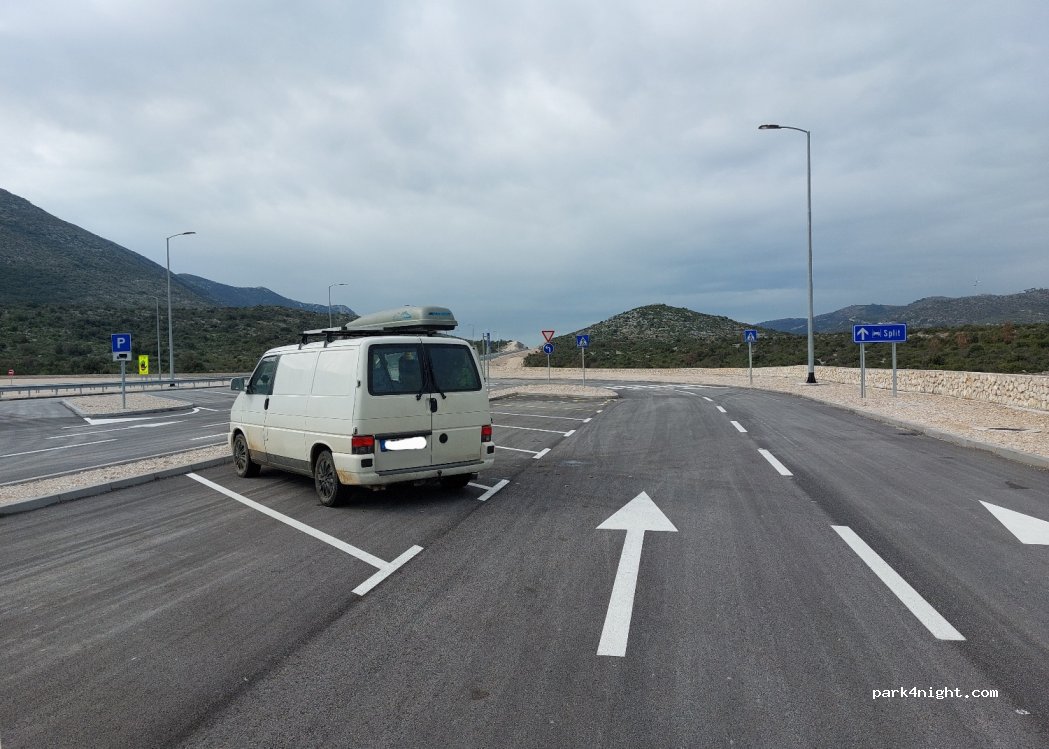 (20230) Sparagovići - D674 — foto