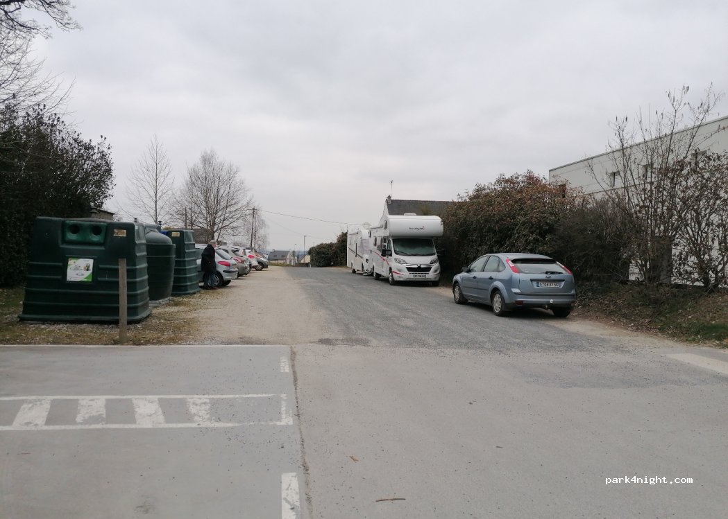 (56920) Noyal-Pontivy - 33 Avenue de la Libération — foto