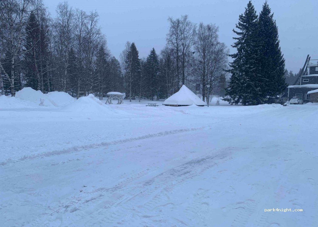 Hotel & Camping Yöpuu — foto 2