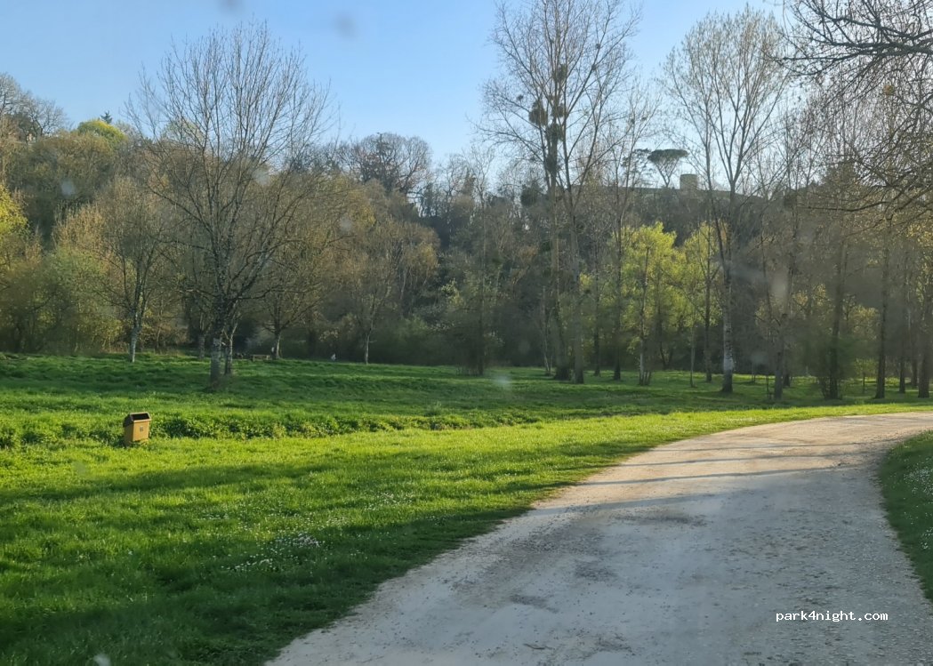 (86280) Saint-Benoît - 2001 Chemin de la Varenne — foto