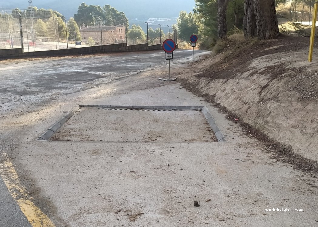 (03819) Alcoi - Carr. Font Roja — foto 2