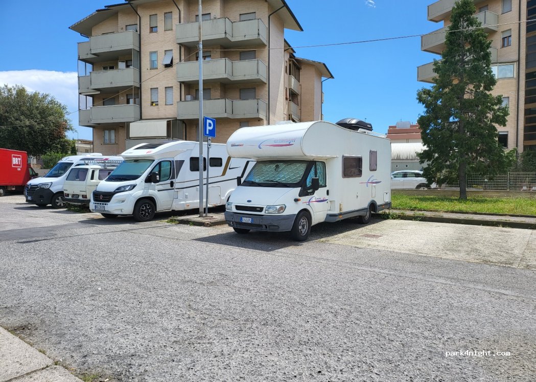 (57124) Livorno - 32 Via Minghi Adolfo — foto 2