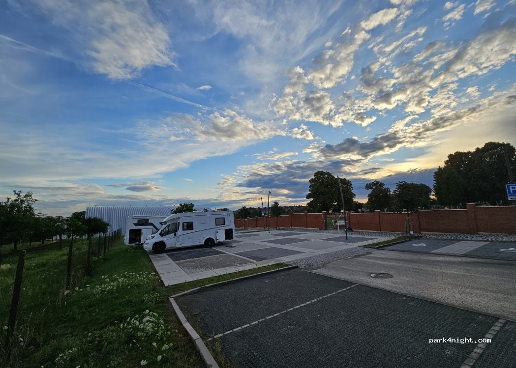 (664 51) Šlapanice - Hřbitovní — foto 4