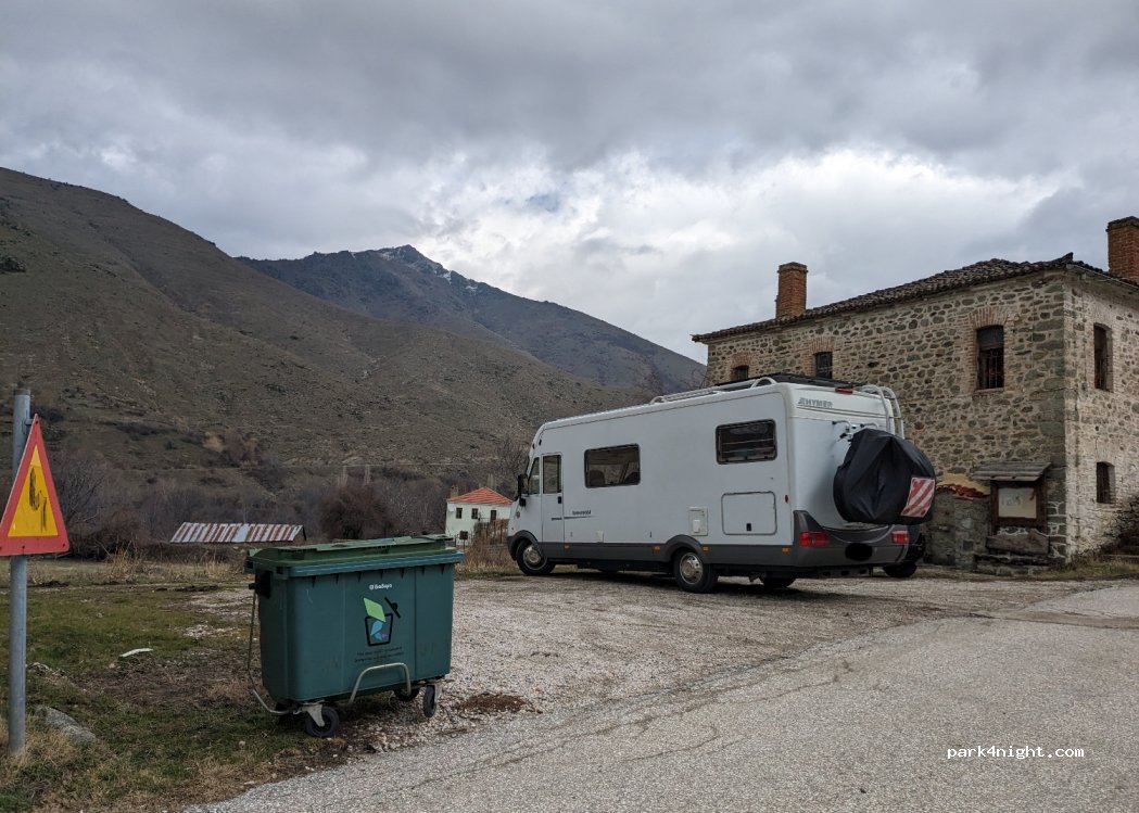 (530 77) Agios Germanos - Unnamed Road — foto