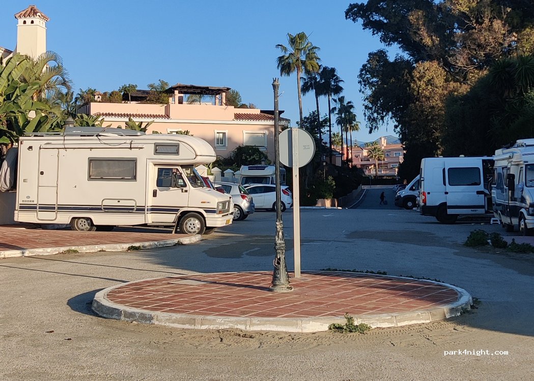 (29680) Estepona - 1 Calle Ganges — foto 3