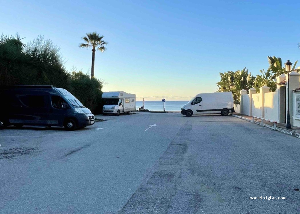 (29680) Estepona - 1 Calle Ganges — foto 4