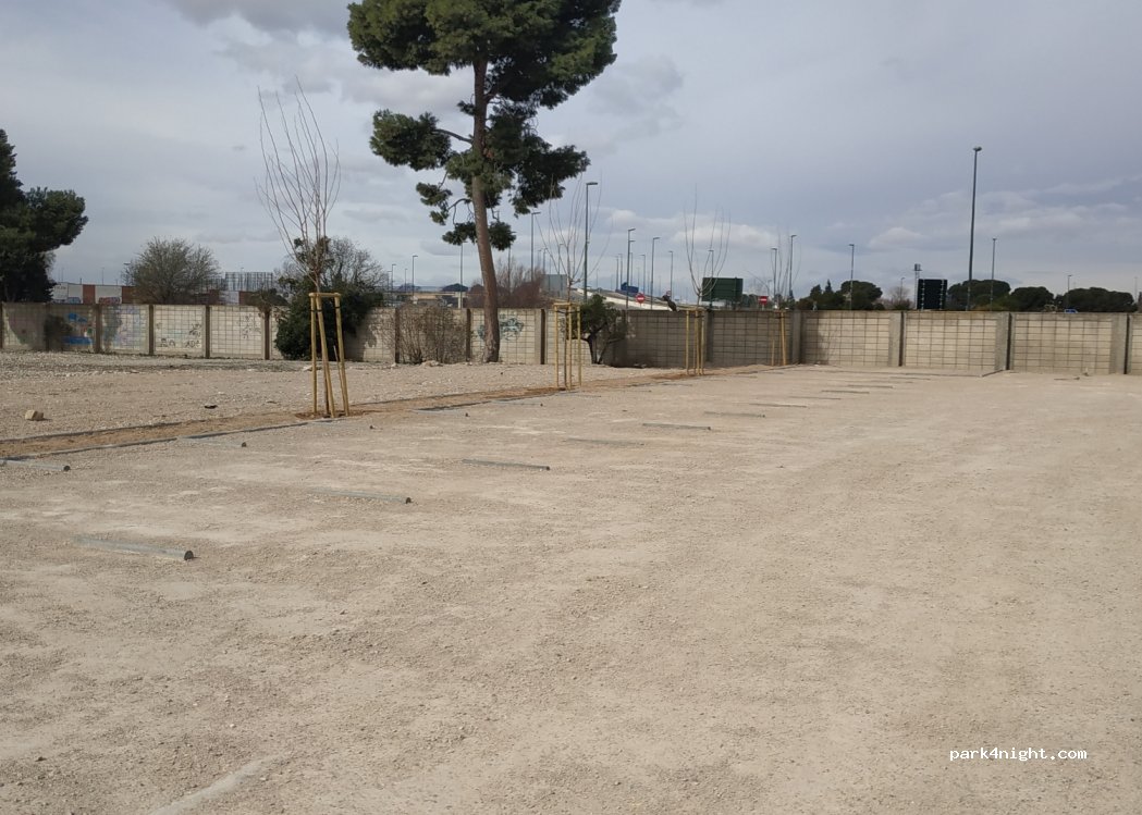 (50011) Zaragoza - 6 Calle de los Almendros — foto