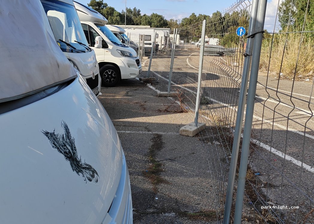 Área Autocaravanas Sevilla — foto 4