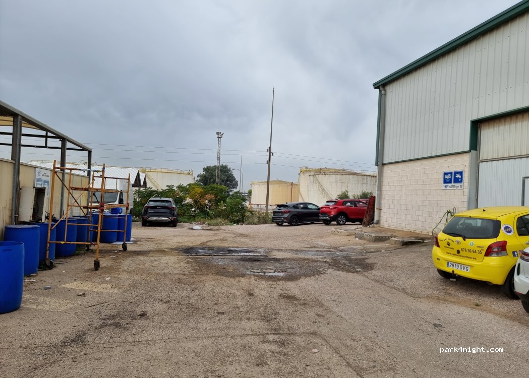 Área Autocaravanas Sevilla — foto 5