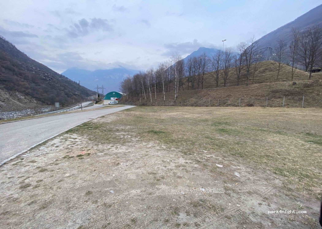 (6710) Biasca - 9 Via dei Borradori — foto