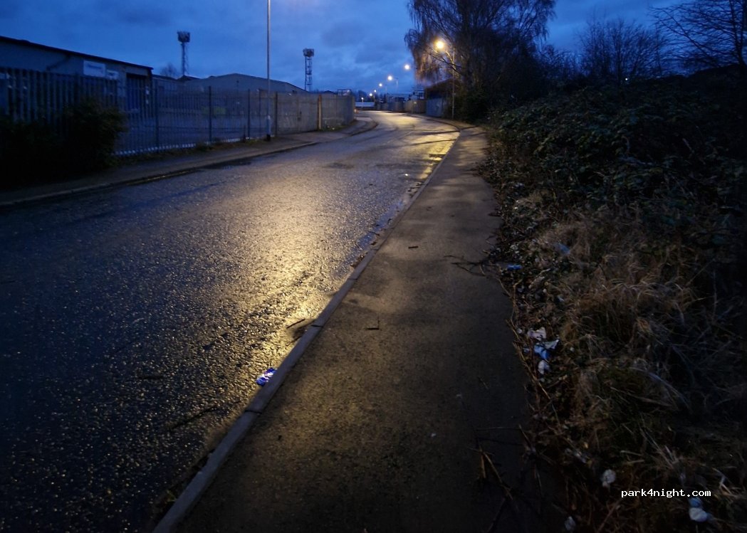(M18 7TH) Stockport - 44 Shillingford Road — foto