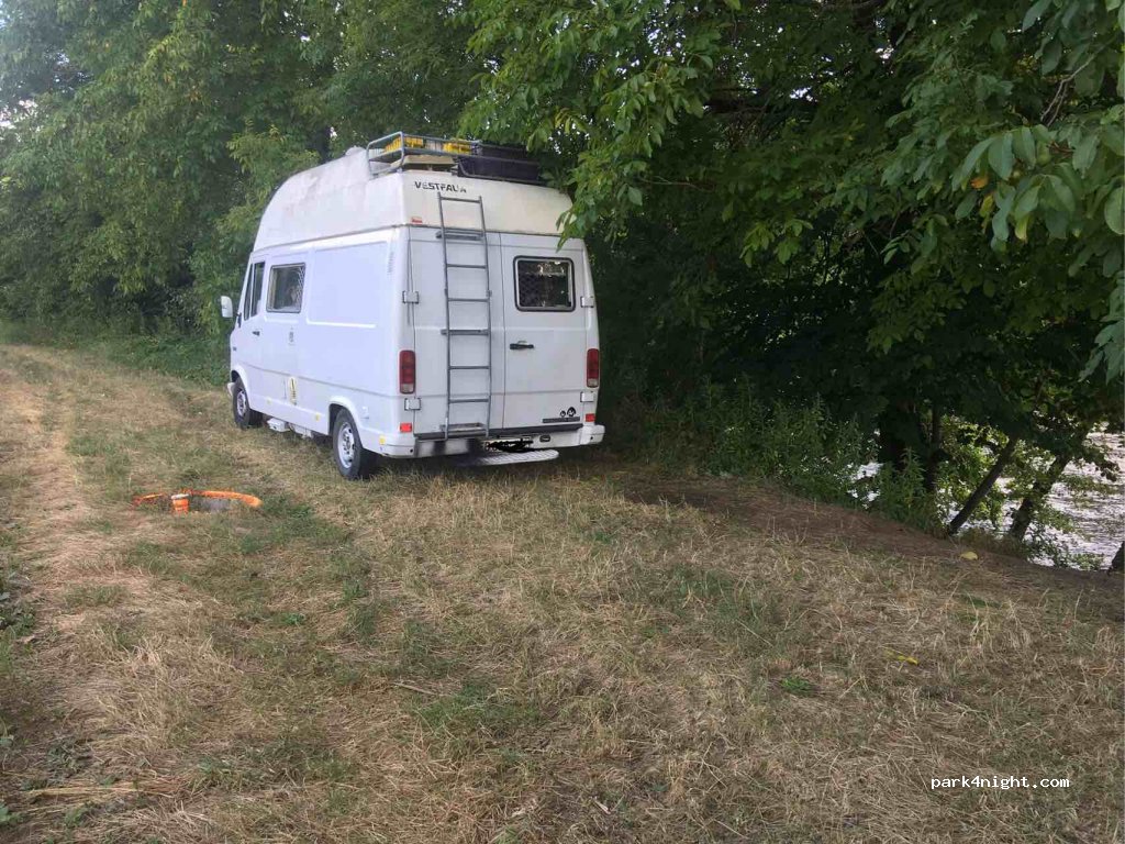 (46090) Arcambal - Les Vignets — foto