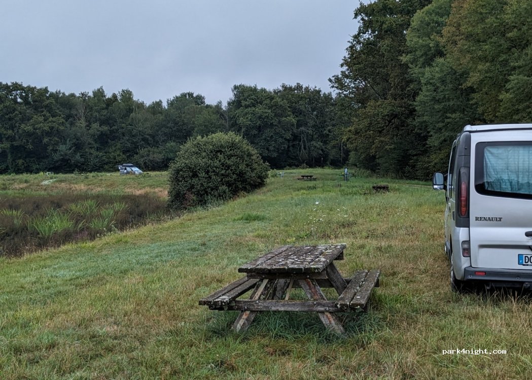 (01390) Saint-Jean-de-Thurigneux - La Combe — foto 3