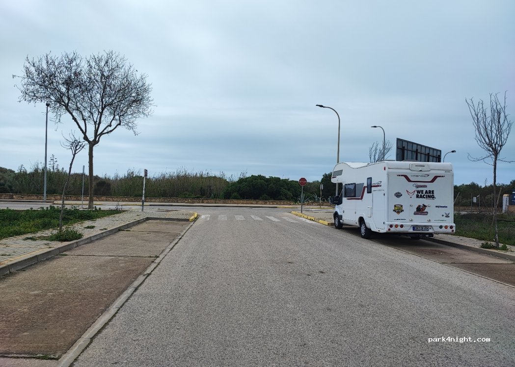 (11550) Chipiona - 99 Avenida de Camarón — foto 2