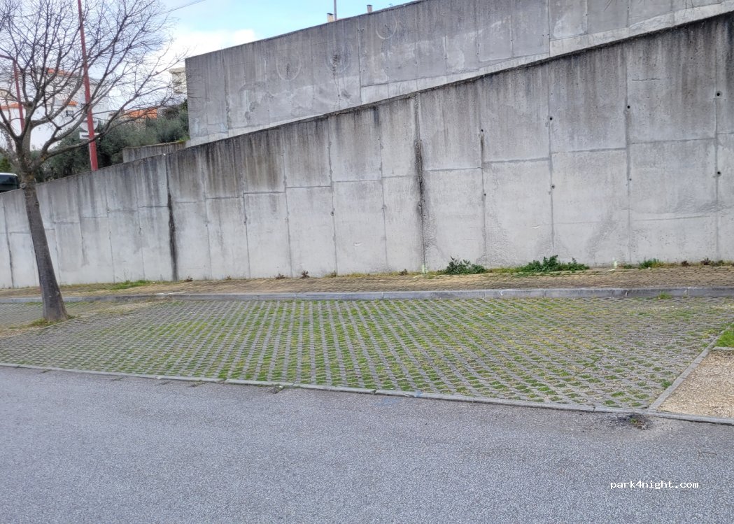 (6270) Seia - Rua Doutora Ester da Cunha Barata — foto 2