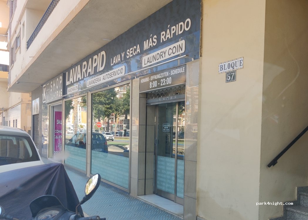 (29740) Torre del Mar - 57 Avenida de Andalucía — foto