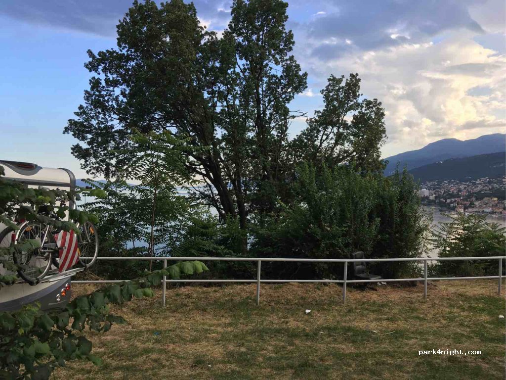 (51000) Rijeka - 7 Pavlovac ulica — foto