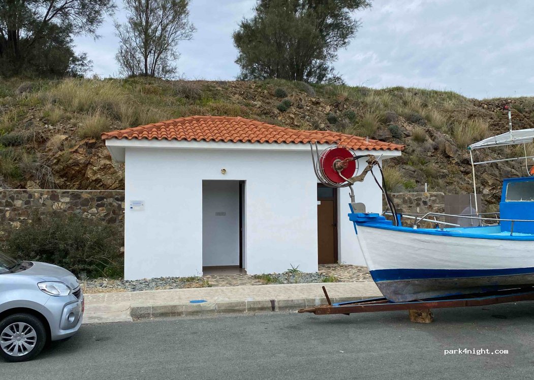 (8870) Pomos - 3 Kyriakou Matsi — foto