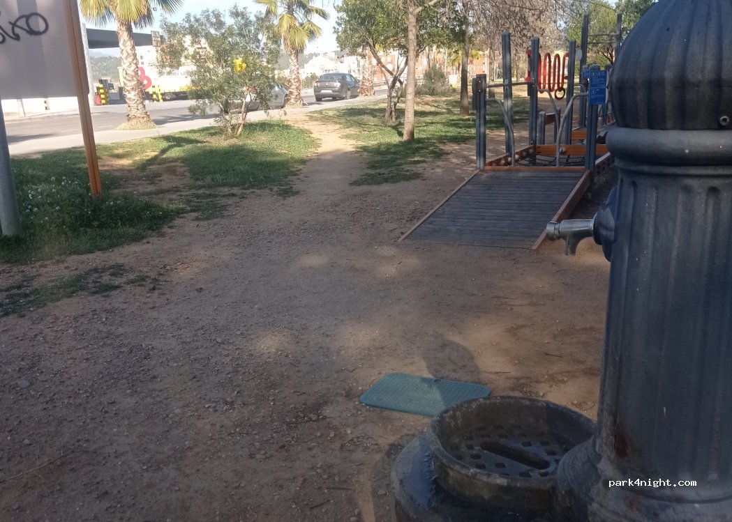 (08630) Abrera - 1 Carrer del Treball — foto