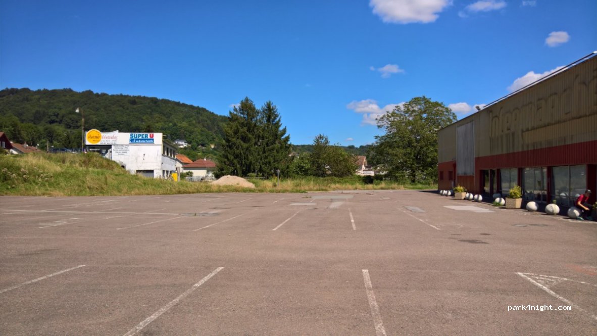 (25110) Baume-les-Dames - 24 Rue Ernest Nicolas — foto