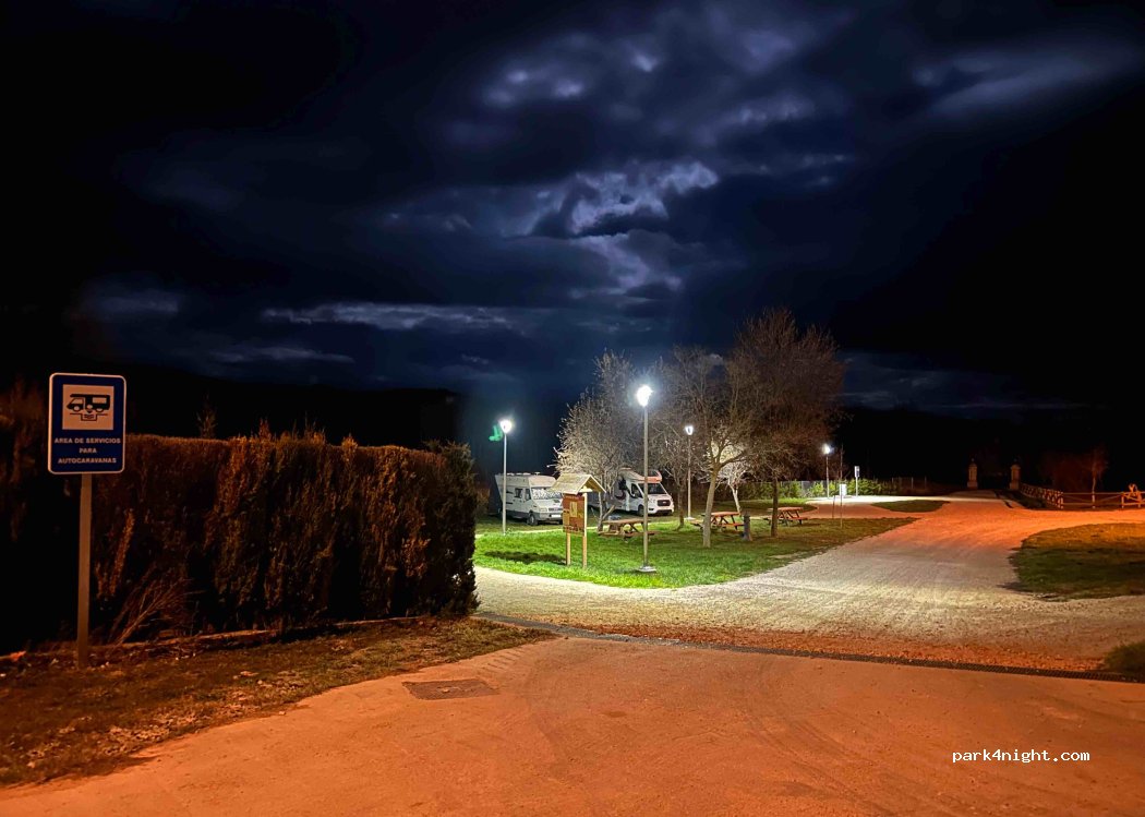 (42360) Berlanga de Duero - C. Calzada — foto 4