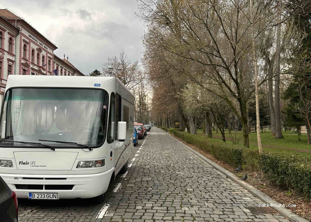 (400347) Cluj-Napoca - 21 Strada Arany János — foto 4
