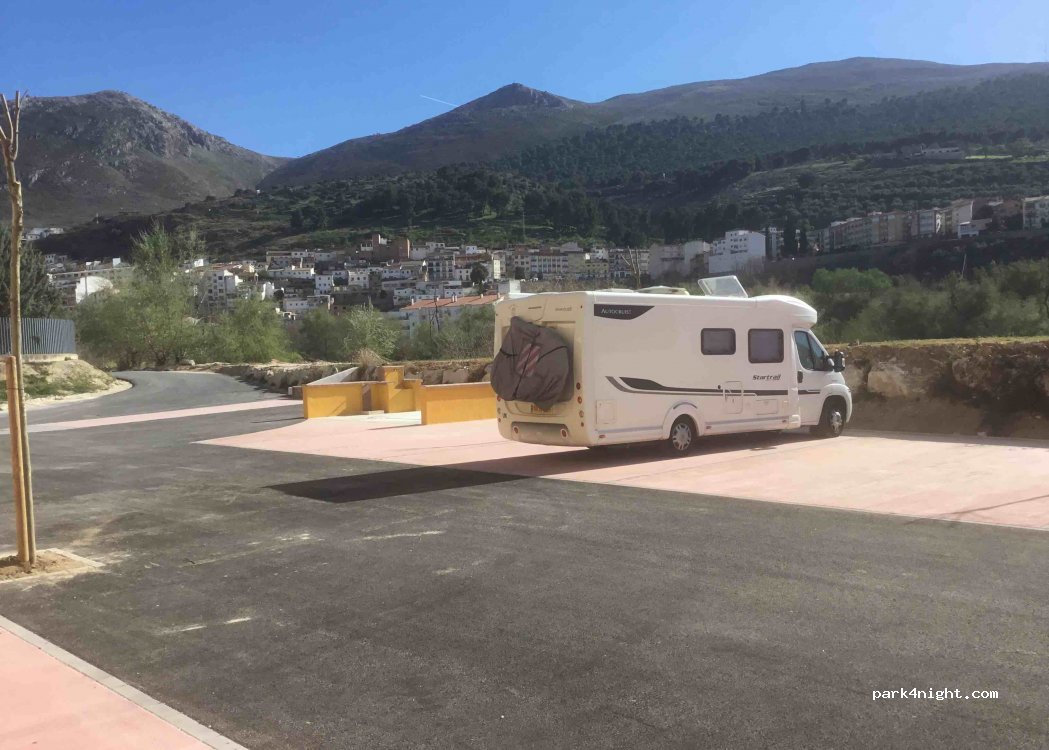 (18300) Loja - 3 Calle Fez — foto