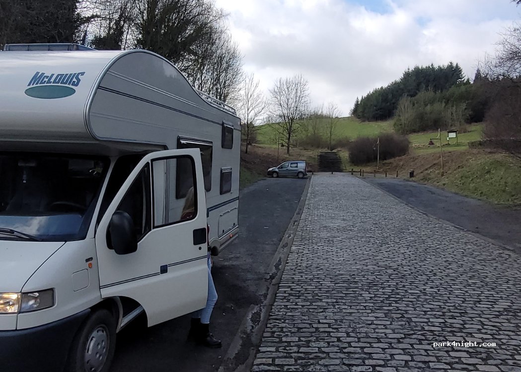 (7642) Antoing - Chemin des Cinq Rocs — foto 3