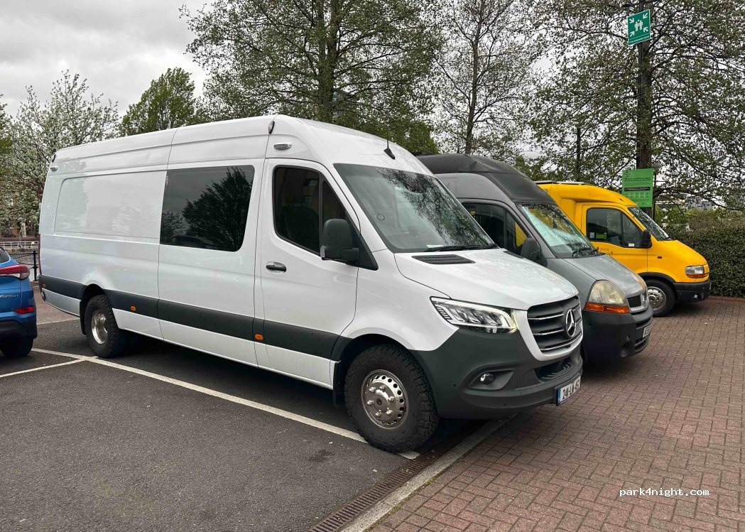 (M50 3XW) Salford - Waterfront Quay — foto 2