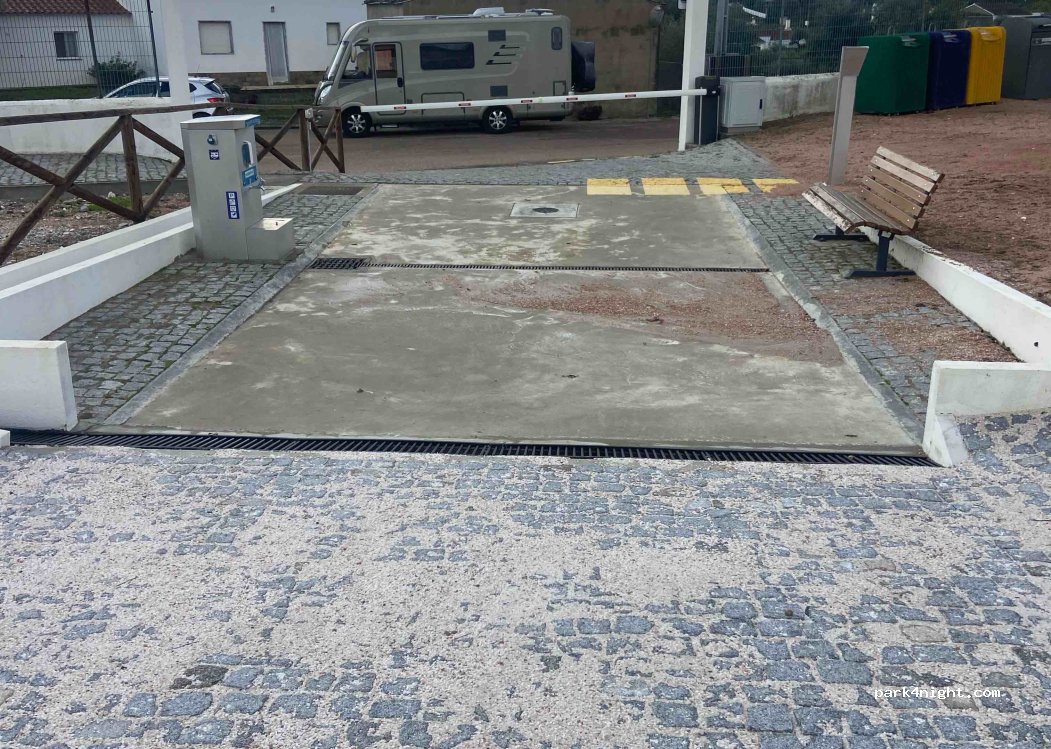 Parque de Autocaravanas de Santiago Maior — foto 2