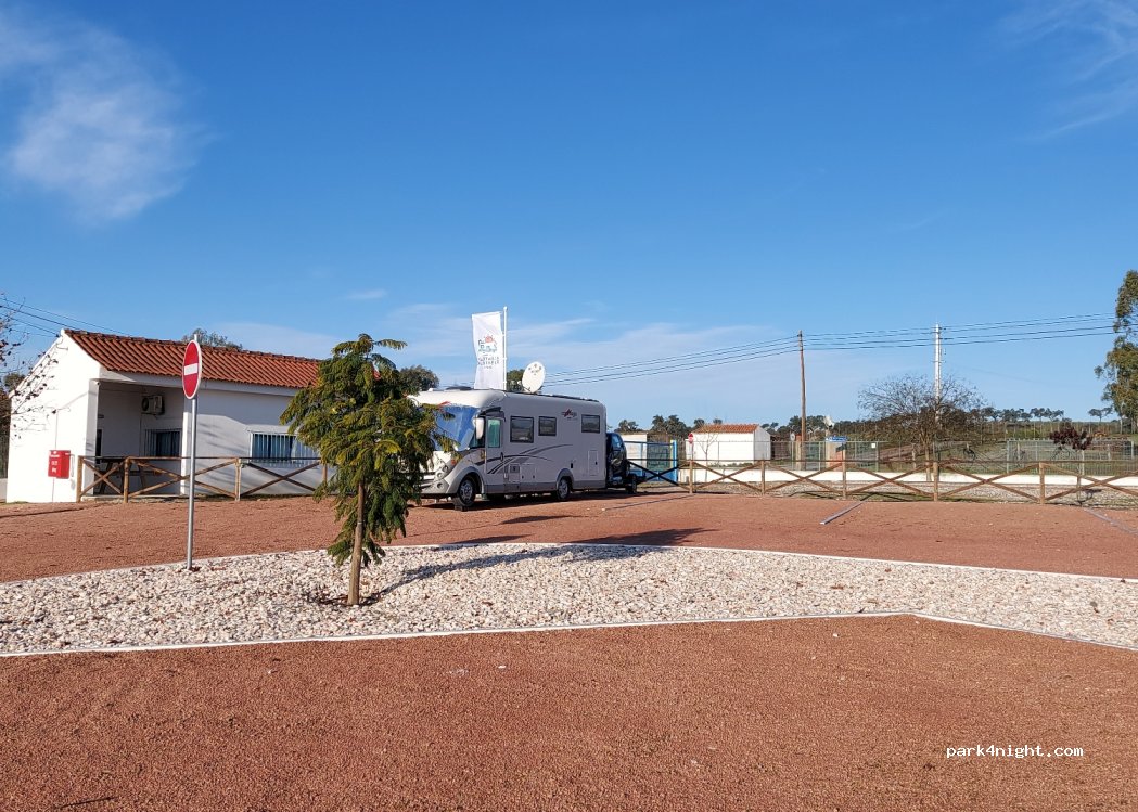 Parque de Autocaravanas de Santiago Maior — foto 3