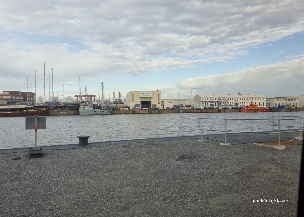(27572) Bremerhaven - 5-7 Kaperstraße — foto