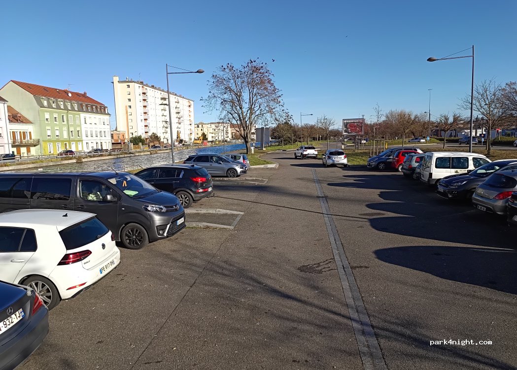 (68100) Mulhouse - 50 Quai de l'Alma — foto 2