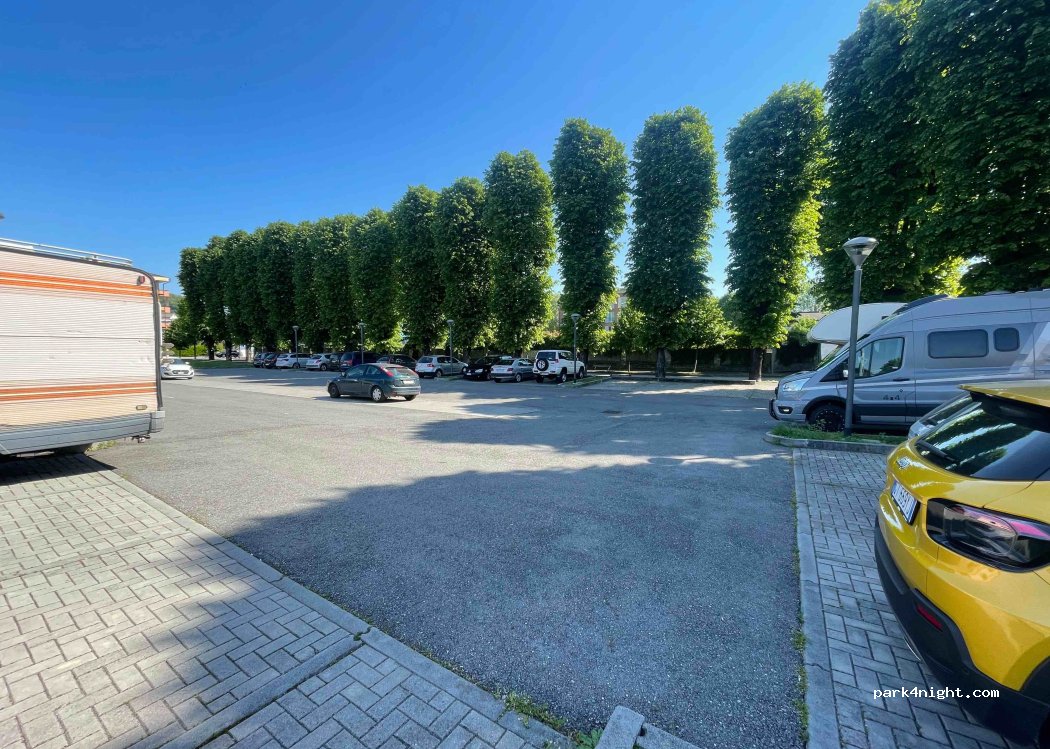 (28041) Arona - 75 Via Vittorio Veneto — foto 3