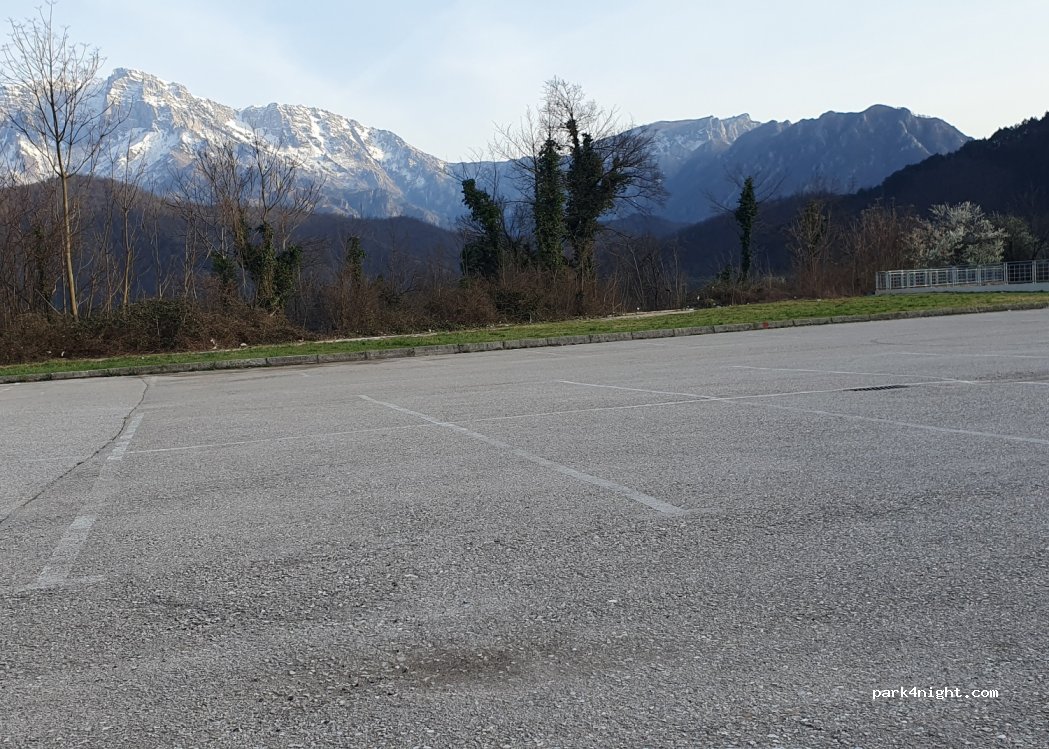 (88420) Jablanica - Unnamed Road — foto