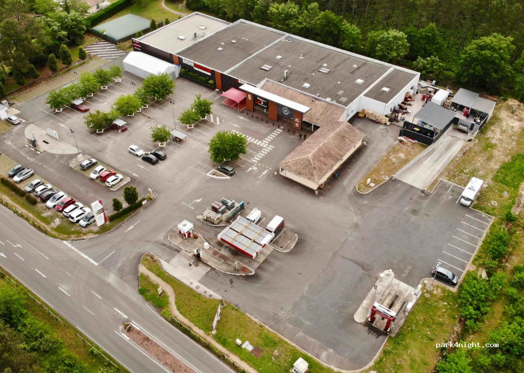 (33113) Saint-Symphorien - Au Trougnot — foto