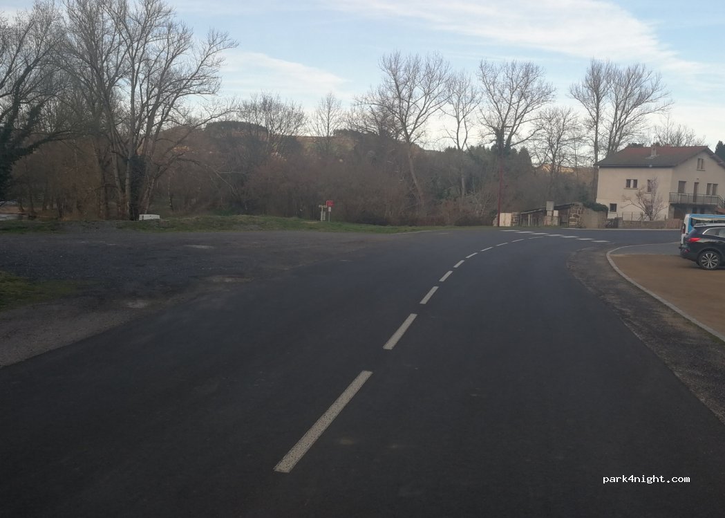 (43380) Saint-Cirgues - 7 Ruelle de la Republique — foto 2