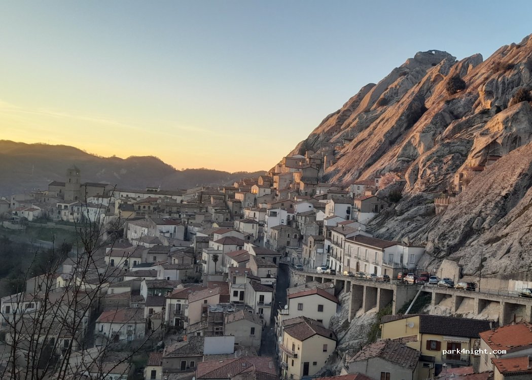 (85010) Pietrapertosa - 124 Via Giuseppe Garibaldi — foto