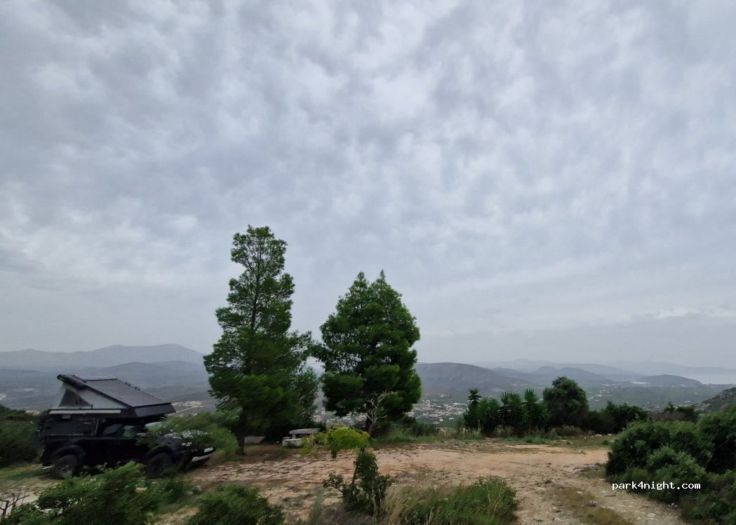 (211 00) Lefkakia - Unnamed Road — foto 2