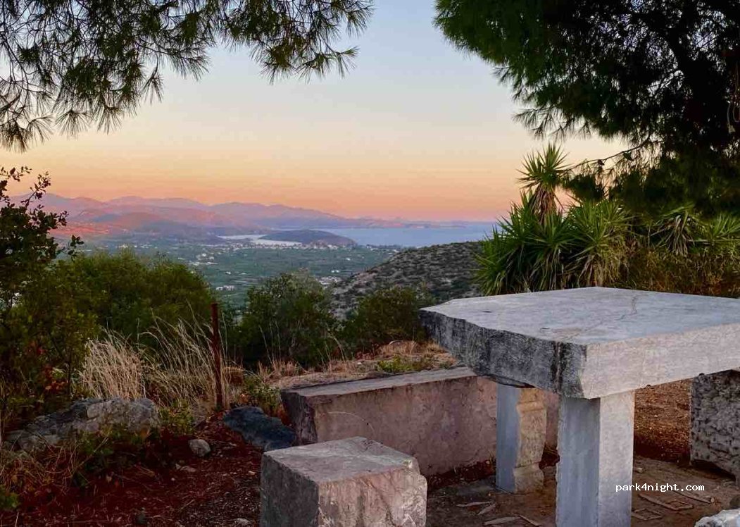 (211 00) Lefkakia - Unnamed Road — foto 4