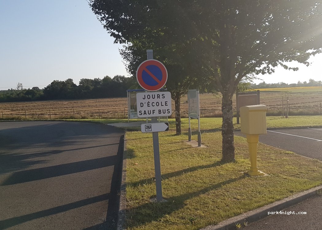(79190) Mairé-Levescault - Le Bourg — foto 3