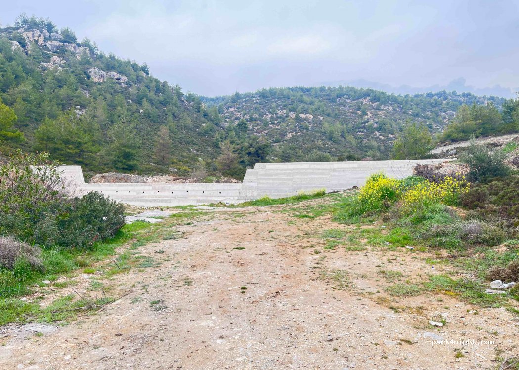 (341 00) Lilantia - Unnamed Road — foto 3