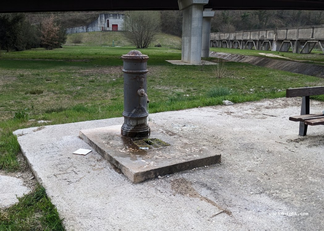 (02015) Grotti - Strada Regionale 578 Salto Cicolana — foto