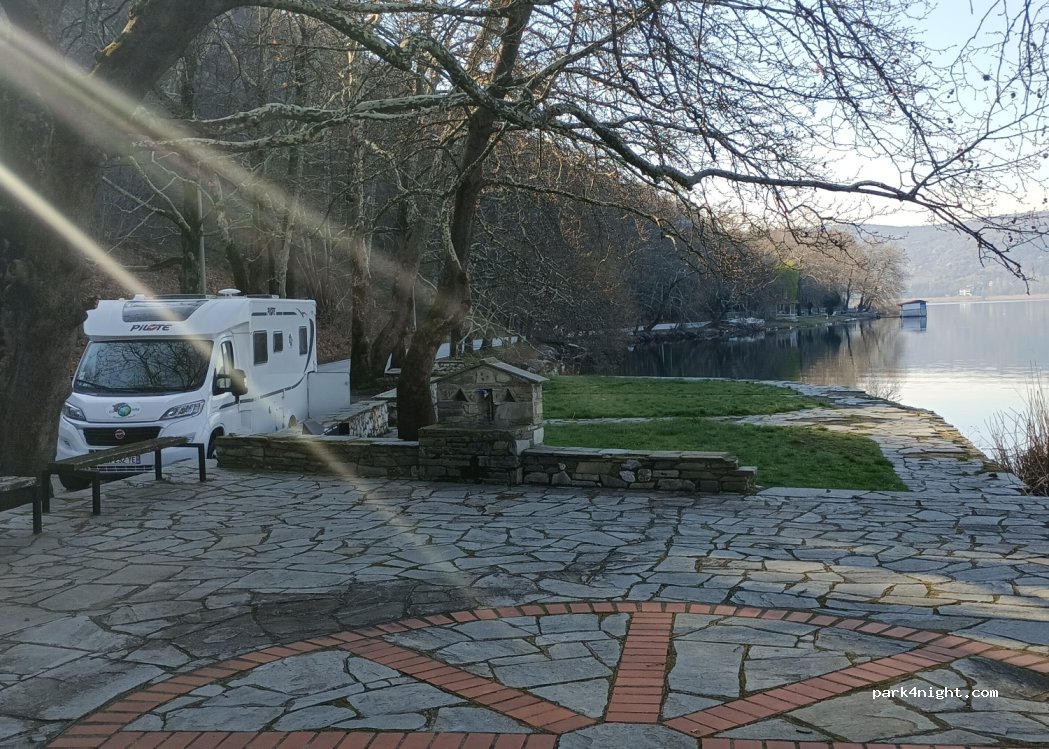 (521 00) Kastoria - Mavriotissis — foto